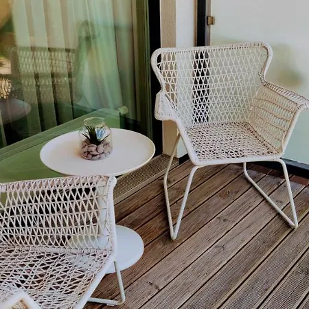 Aisa 39 4* بارنو